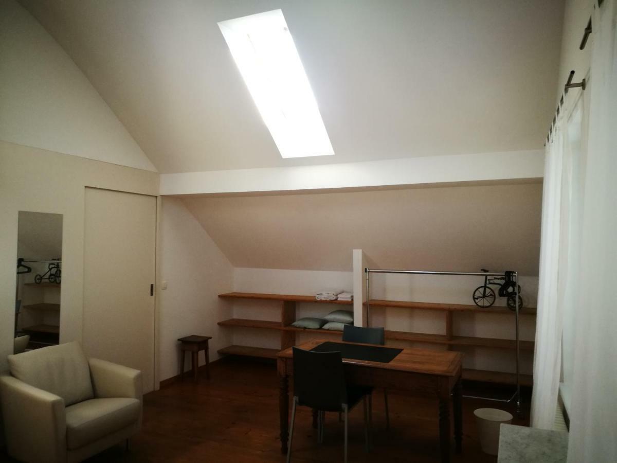 Rooms-Zimmer Neuhausen Am Rheinfall Exterior photo